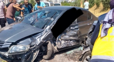 -Kahramanmaraş’ta iki otomobil çarpıştı: 2 yaralı