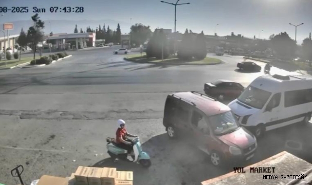 Kahramanmaraş’ta otomobil ile motosiklet çarpıştı