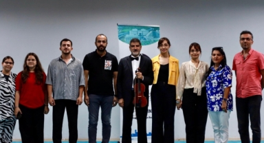 Kahramanmaraş’ta tek kişilik dev gösteri