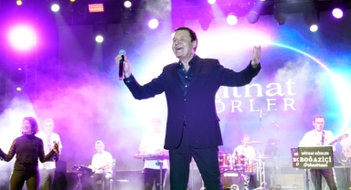 Türk Pop Müziğinin Efsane İsmi Mithat Körler KAFUM’da Sahne Aldı