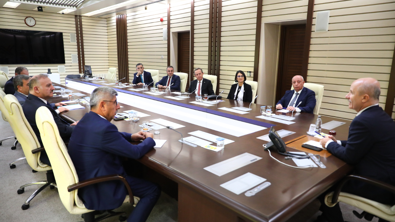 YÖK Başkanı Prof. Dr. Özvar, KİÜ Rektörü Prof. Dr. Bakan’ı Kabul Etti