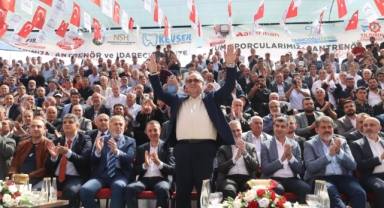 29. GELENEKSEL BERTİZ BOYALI GÜREŞLERİ COŞKUYLA TAMAMLANDI