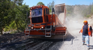 Andırın ile Şehir Merkezi Ulaşımını 20 Kilometre Kısaltacak Yol Tamamlanıyor