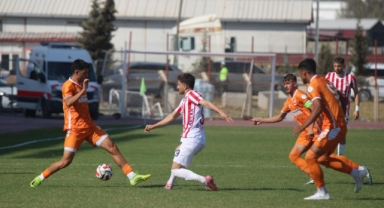 İstiklalspor’dan gol yağmuru 