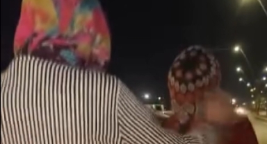 Kahramanmaraş’ta Kadın Kılığına Giren Grup Yol Ortasında Dans Etti