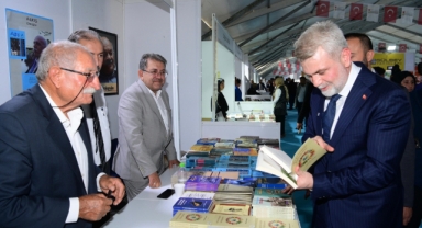 Anadolu’nun En Büyük Kitap Fuarı Kapılarını Misafirlerine Açtı