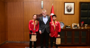 Başkan Görgel, Balkan Şampiyonu Genç Güreşçileri Ağırladı