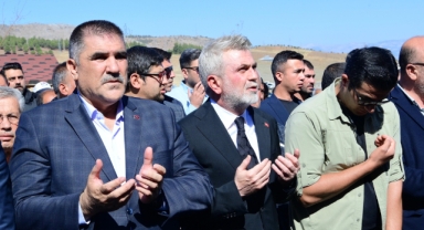 Başkan Görgel, Türkoğlu Belediye Başkanı Karaca’nın Acısını Paylaştı