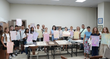 Erasmus Öğrencileri KAMEK’te Geleneksel Sanatlarla Tanıştı