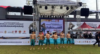 Güreşin Zirvesi Kahramanmaraş’ta; Dünya Karakucak Güreş Şampiyonası Başladı