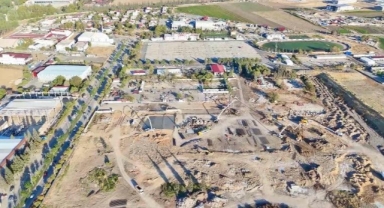 Kahramanmaraş’ta dev stadyumun temeli atıldı