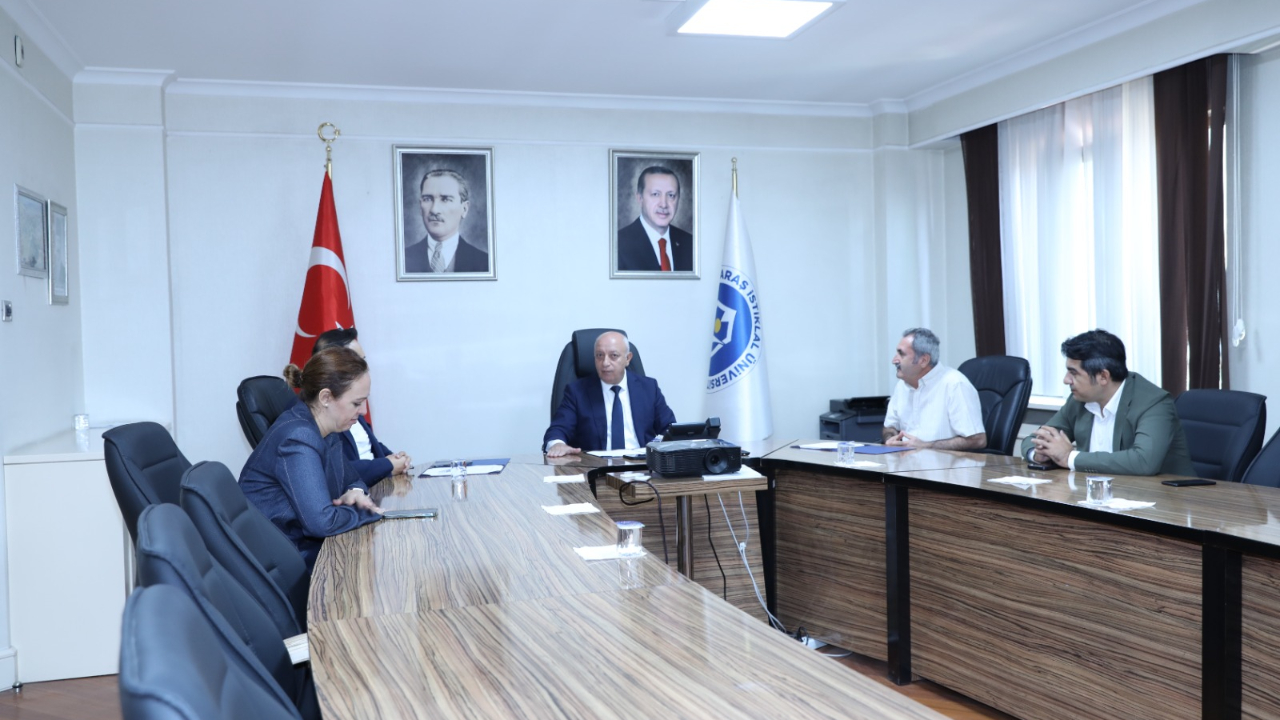 KİÜ, BİLSEK ve Ahilik Hareketi Arasında Eğitimde İş Birliği Protokolü
