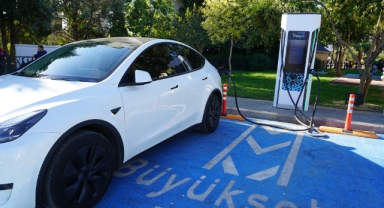 KMBB Enerji’den Yeşil Ulaşım Hamlesi; Araç Şarj İstasyonu Yoğun İlgi Görüyor