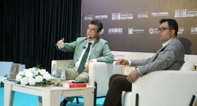 Mehmet Akif Kireçci ile Şiirin ve Edebiyatın Dönüştürücü Gücü Keşfedildi