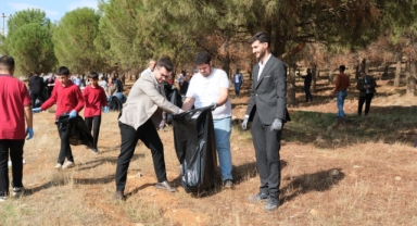 Onikişubat Belediyesi’nden 300 öğrenciyle orman temizliği