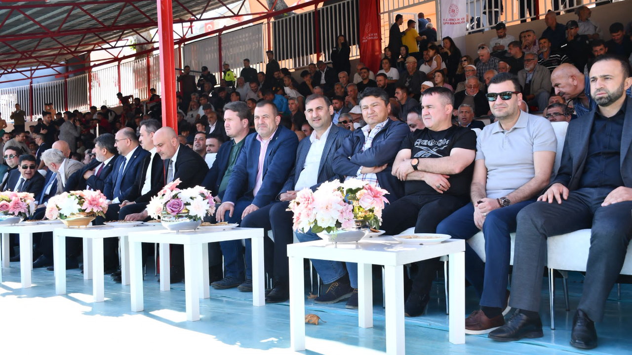 Şalvar Güreşi Türkiye Şampiyonası Kahramanmaraş’ta Coşkuyla Başladı