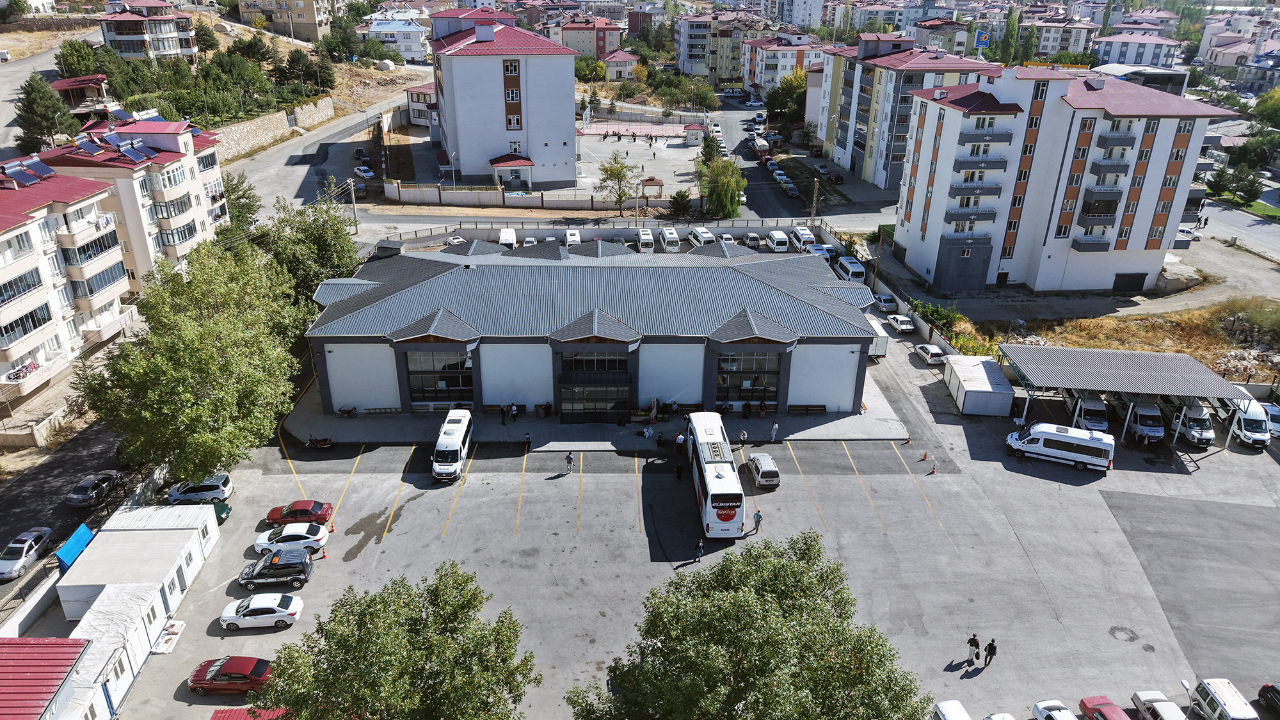 Yenilenen Yüzüyle Hizmete Sunulan Göksun Terminali Büyük Beğeni Topladı
