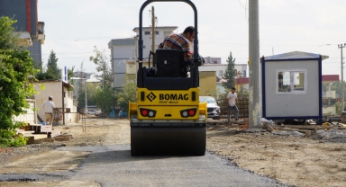 Yol Konforu İçin Asfalt Mesaisi Sürüyor
