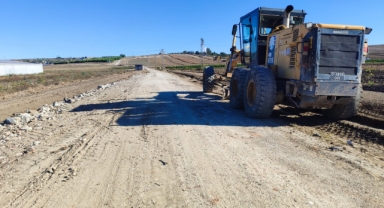 Yumurtalık’ta yollar cıncık gibi oluyor