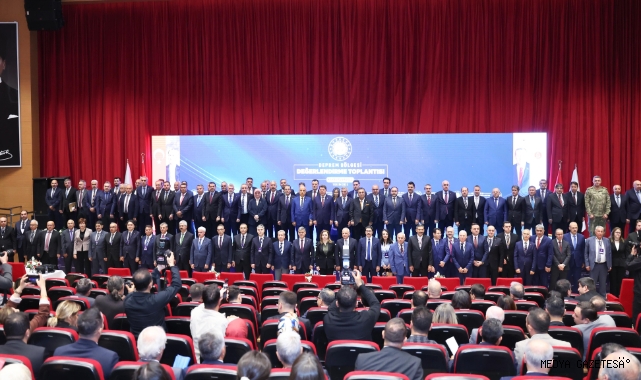 Adalet Bakanı Tunç, Deprem Bölgesindeki Hukuki Süreçleri Değerlendirdi