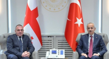 BAKAN URALOĞLU, GÜRCİSTAN ALTYAPI BAKANI SOKHADZE İLE GÖRÜŞTÜ