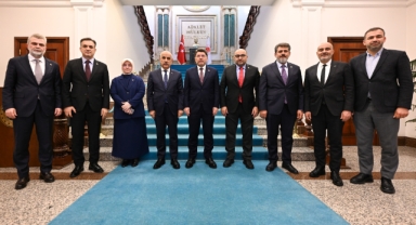 Başkan Fırat Görgel; “Şehrimizin Her Alanda Güçlenmesi İçin Yoğun Mesai Harcıyoruz”