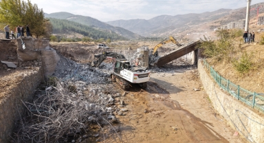 Büyükşehir’den Şekeroba’ya Yeni Köprü