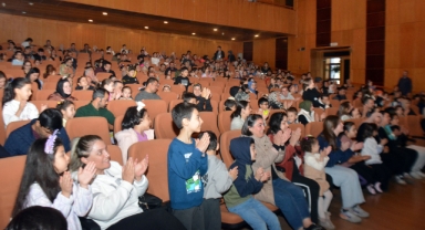 “Dile Benden Ne Dilersen” ile Çocuklar Hayal Gücünü Keşfetti