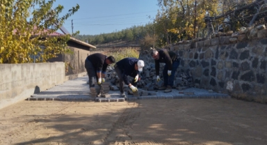DULKADİROĞLU BELEDİYESİ'NDEN ZORLU KIŞ ŞARTLARI ÖNCESİ SAHADA YOĞUN MESAİ