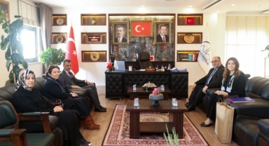 Dulkadiroğlu’nda Kadın Girişimciliğine Destek: Kaymakam Aytemür ve Heyetten Başkan Akpınar’a Ziyaret