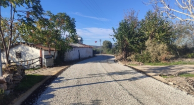 Herekli Mahallesi’nde sathi kaplama yol çalışması tamamlandı