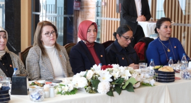 Kadınlar İçin Güvenli Bir Gelecek Amacıyla Kurumlar El Ele