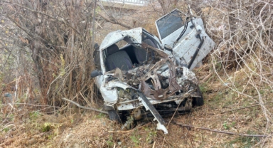 Kahramanmaraş’ta Otomobil Köprüden Düştü: Anne ve Oğlu Yaralandı