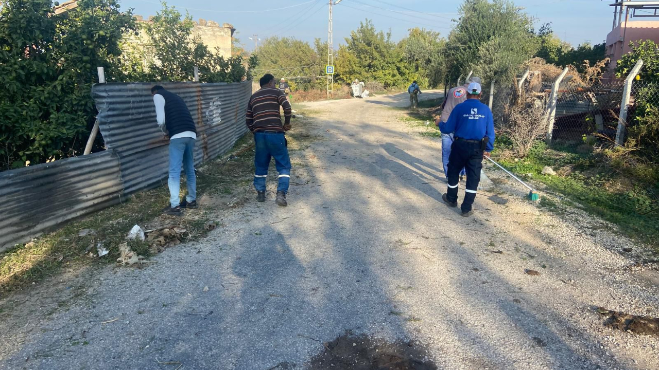 Yumurtalık’ta köşe bucak temizlik var