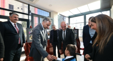 AK Kadınlar'dan DOKMER'de anlamlı Dünya Engelliler Günü programı