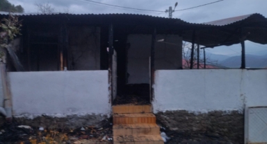 Andırın’da Müstakil Evde Yangın -Ev Kullanılamaz Hale Geldi