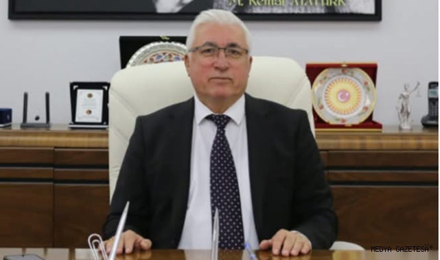 BAŞKAN İKİZER ÖNCÜLÜĞÜNDE PAZARCIK’TA HİZMET SEFERBERLİĞİ: SICAK ASFALT ÇALIŞMALARI HIZ KAZANDI