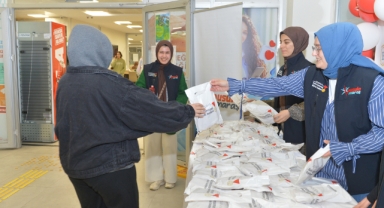 Büyükşehir’den Regaip Kandili’nde Üniversiteli Gençlere Anlamlı İkram