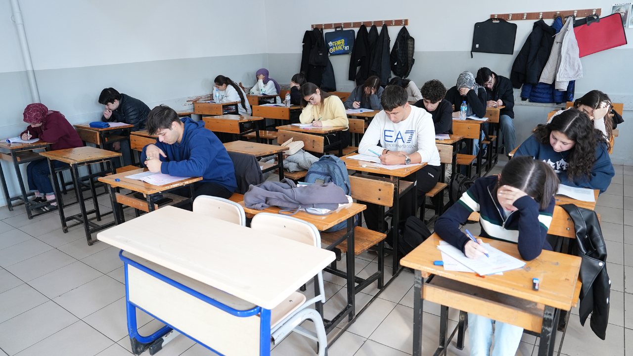 Büyükşehir, Gençleri Sınav Maratonuna Hazırlıyor