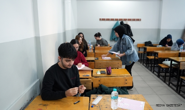 Büyükşehir, Gençleri Sınav Maratonuna Hazırlıyor