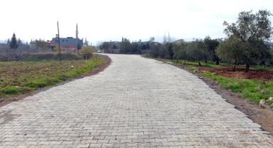 Büyükşehir, Onikişubat Kırsalında Bir Mahallenin Daha Ulaşımını İyileştirdi