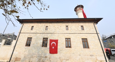 Depremde Ağır Hasar Alan Duraklı Camii, Yeniden İbadete Açıldı