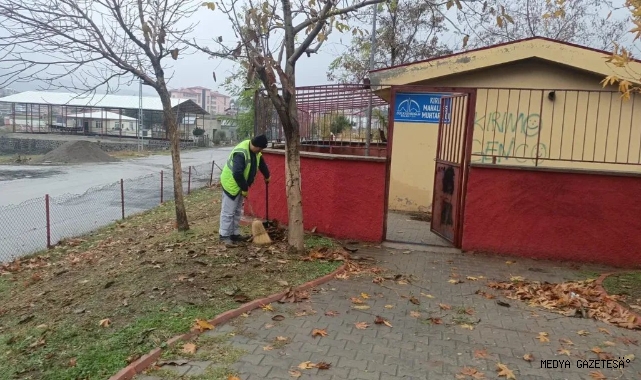 Dulkadiroğlu Belediyesi’nden Parklarda Aralıksız Temizlik ve Çevre Düzenleme Seferberliği