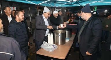 Dulkadiroğlu’nda Sabah Bereketi: Başkan Mehmet Akpınar’dan Dergah Camii’nde Çorba İkramı