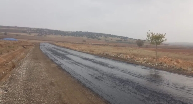 Dulkadiroğlu’nda Yol Hamlesi: Arslanbey Çiftliği Mahallesi’nde Sathi Kaplama Astar Çalışmaları Tamamlandı