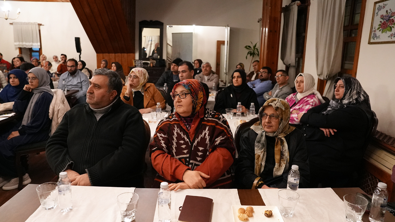 Edebiyatın Şehri’nde Kalemin Ustası “Oğuz Atay” Konuşuldu