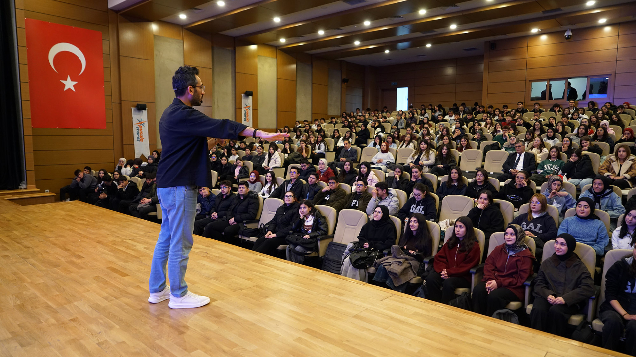 Göksun’da Gençler Gri Koç’la Sınav Yolculuğunda Güç Topladı