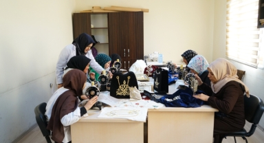 Kadınlar Büyükşehir’in Atölyelerinde Sanatla Hayata Dokunuyor