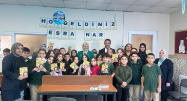 KAHRAMANMARAŞ’TA EDEBİYAT RÜZGÂRI: ÖĞRETMEN-YAZARLAR ÖĞRENCİLERLE BULUŞUYOR