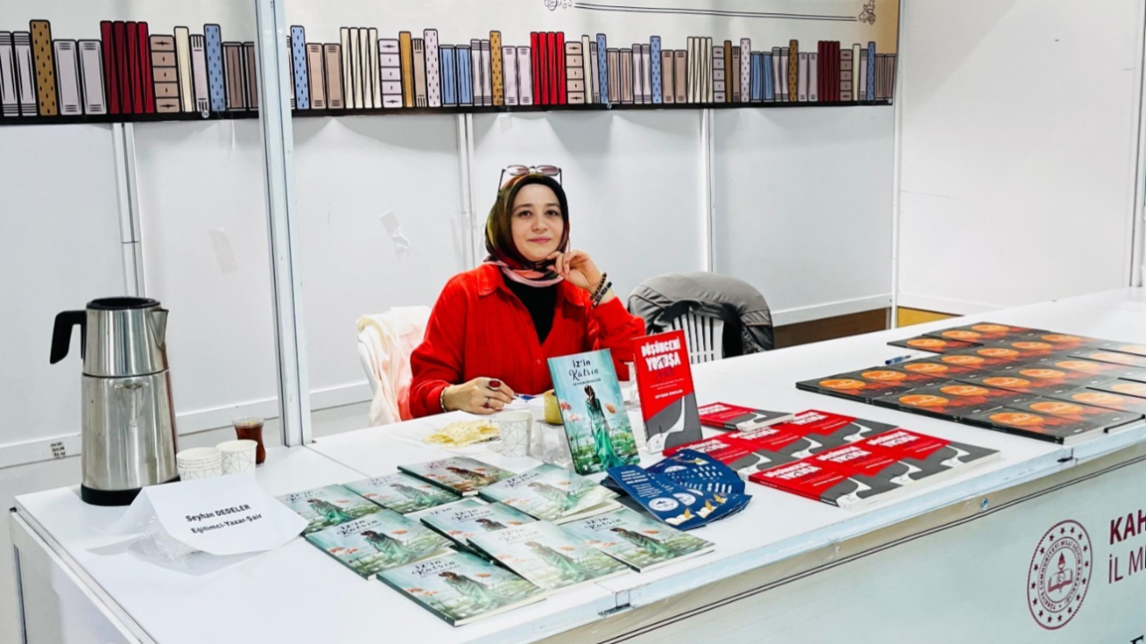 KAHRAMANMARAŞ’TA EDEBİYAT RÜZGÂRI: ÖĞRETMEN-YAZARLAR ÖĞRENCİLERLE BULUŞUYOR